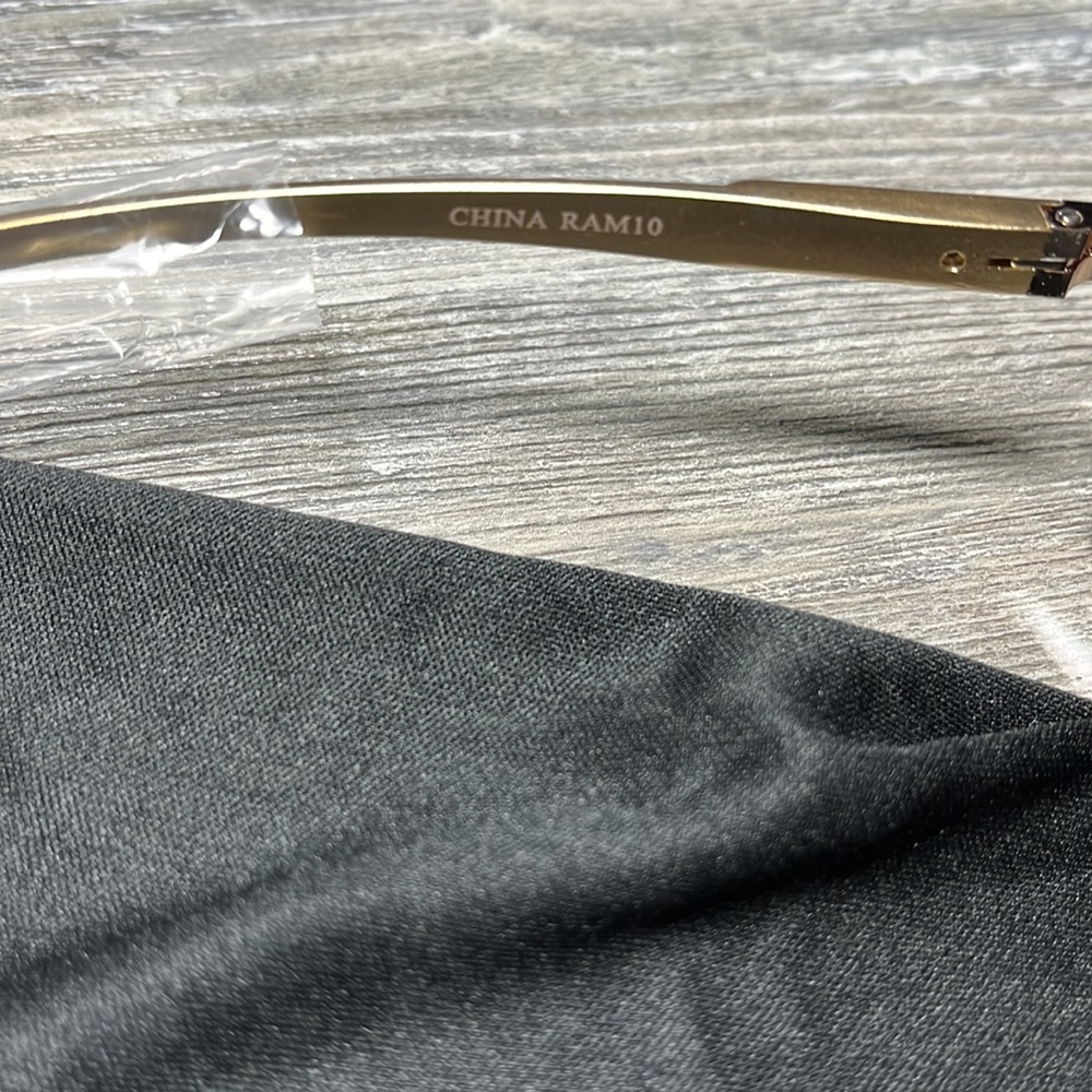 New Sunglasses - Picture 7 of 9